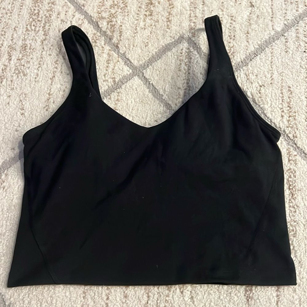 Gilly Hicks Active Recharge cropped-Length Plunge Tank Size large